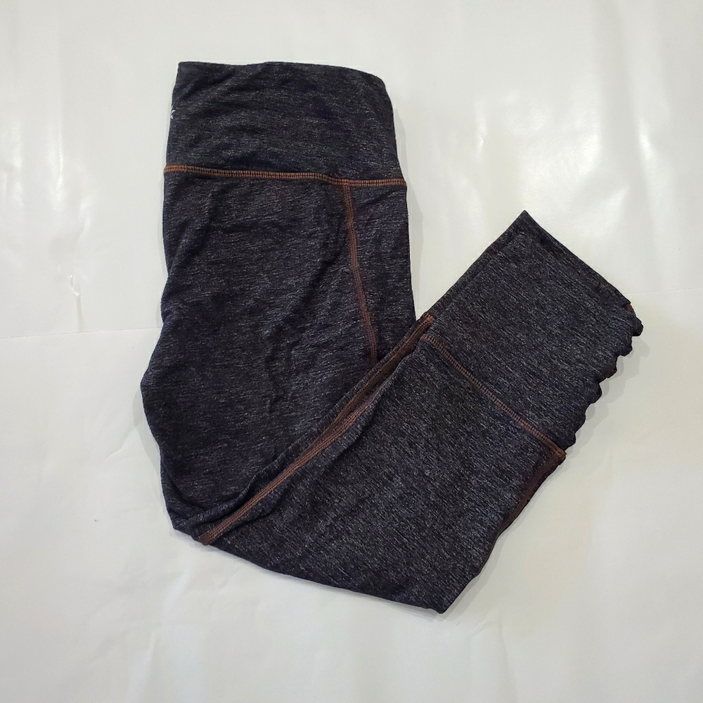 Athleta Crop Leggings